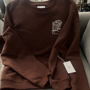 Sunday Unisex Brown lazy Sunday sweatshirt size large. Howdy Cowboy on the back.